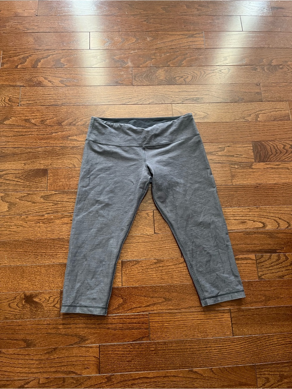 Women’s Cropped Active Leggings
